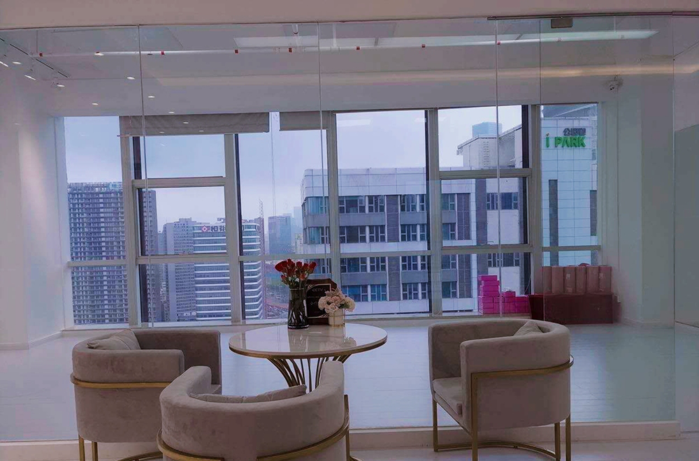 深圳国际领尚舞蹈学校轮播2