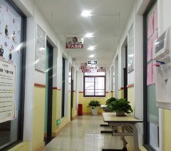北京两个黄鹂教育轮播3