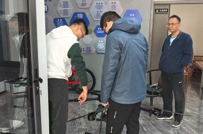 众安无人机培训中心轮播4