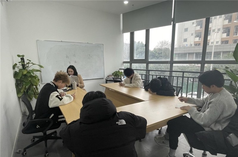 成都俄罗斯高起本1+4留学申请服务