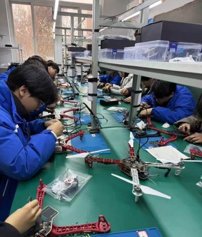 扬州驭空无人机培训基地轮播5