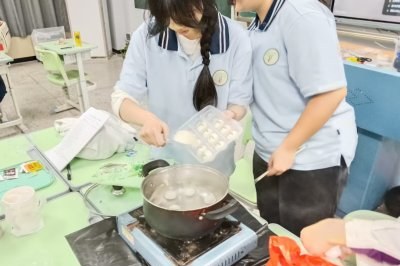 衡中立才复读学校相册3