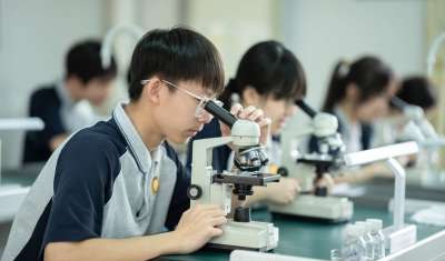 佛山市外国语学校轮播4