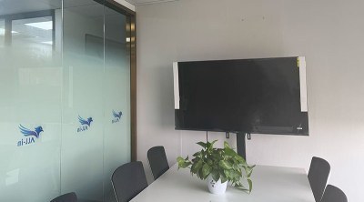 傲英国际教育轮播5