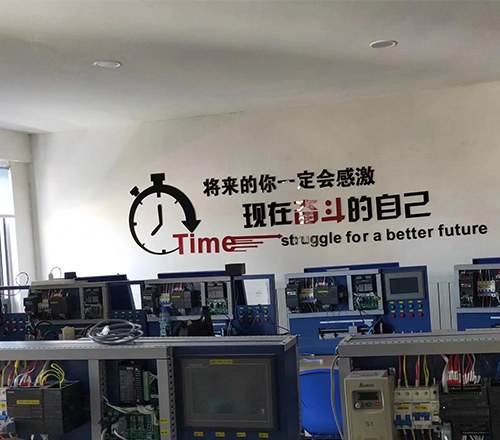郑州正控PLC培训中心相册4