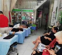 深圳新能中医学校轮播3