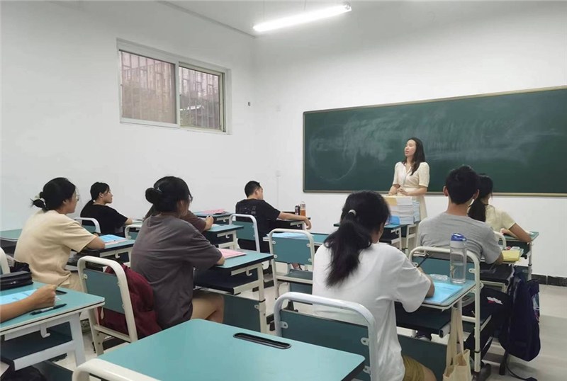 郑州益学教育轮播4