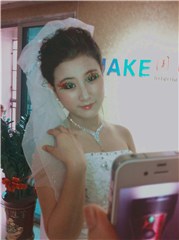 广州JAKE影视化妆培训轮播5
