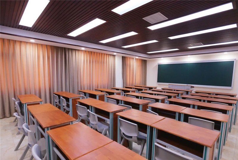 长沙市新高地艺术培训学校轮播4