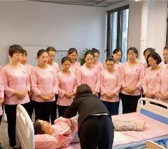 上海孕育时光家政培训学校轮播3