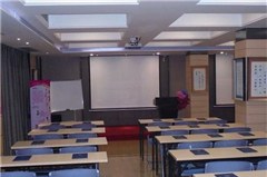 广州曼纤纹绣培训学校