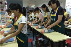 广州家元素家庭服务培训中心轮播4