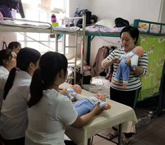 深圳锦源家政培训学校轮播2