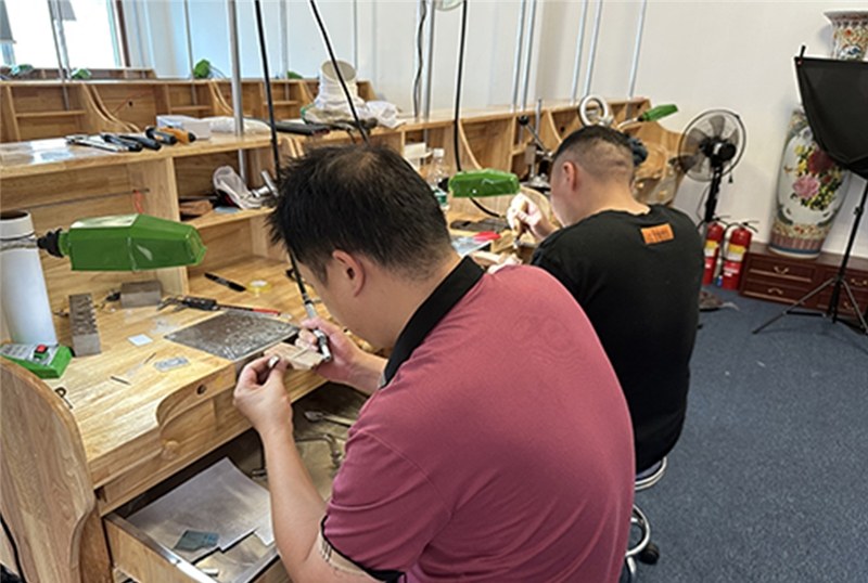 深圳精艺金匠珠宝培训学校轮播1