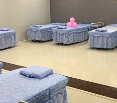 东莞美東化妆美甲美容纹绣培训学校轮播1
