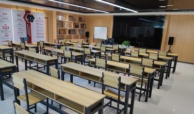 深圳通达汽车维修培训学校轮播3