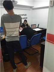 上海跑赢职场培训中心轮播1