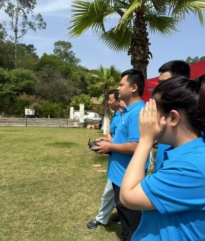 广州花都蜂鸟无人机培训基地轮播5