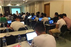 中联软博数据培训学院轮播3