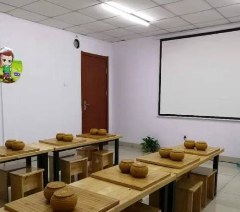 三河市燕郊剑桥中学轮播3
