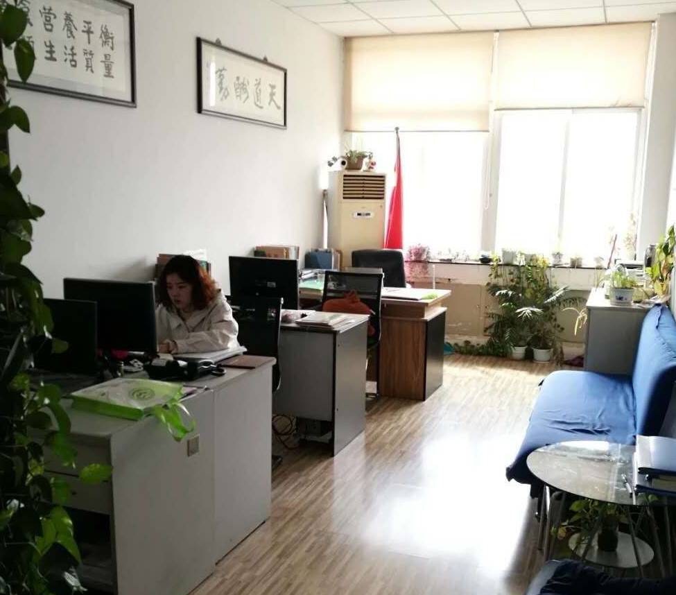 上海馨木优培母婴家政商学院培训中心轮播4