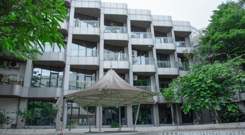 广州华实九八五中高考复读学校