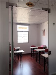 广州艾晴化妆造型培训学校