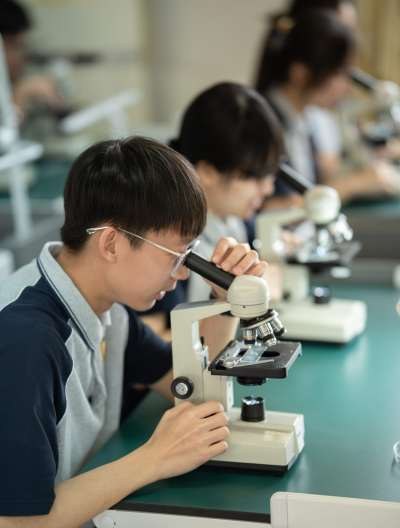 佛山市外国语学校轮播5