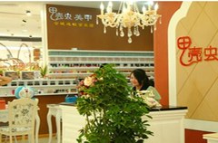 南昌甲壳虫化妆美甲培训中心轮播3