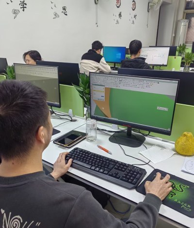 东莞未来技星培训中心轮播3