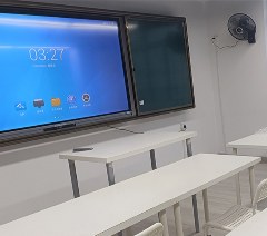 深圳火凤凰中高考复读学校轮播1