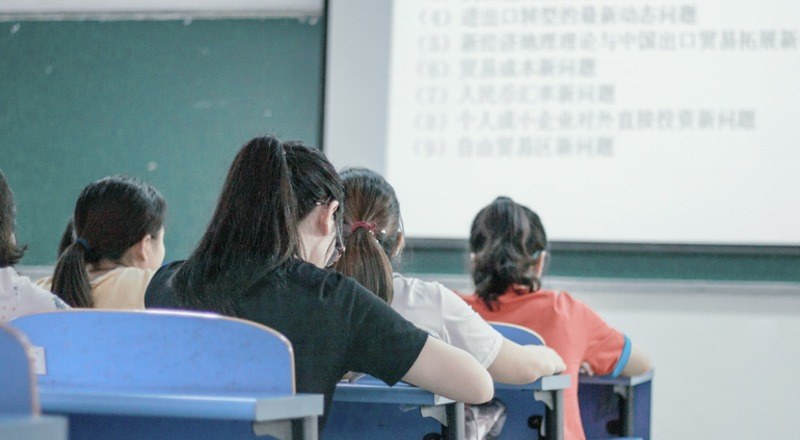 福州新东方中高复培训学校轮播4