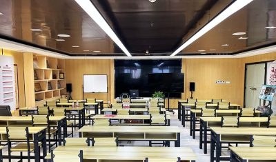 深圳通达汽车维修培训学校轮播5
