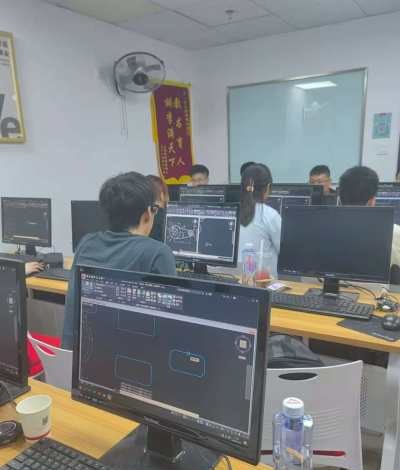 东莞拓为模具设计培训基地轮播4