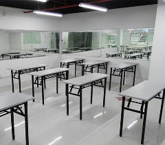 星美国际美妆学校轮播1