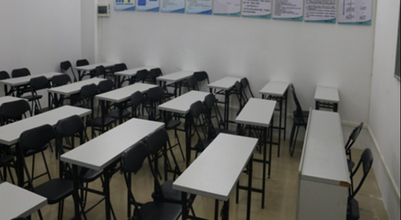 深圳新安科职业培训学校轮播4