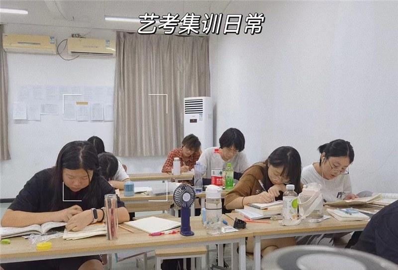 武汉聚星音乐艺考培训学校轮播5