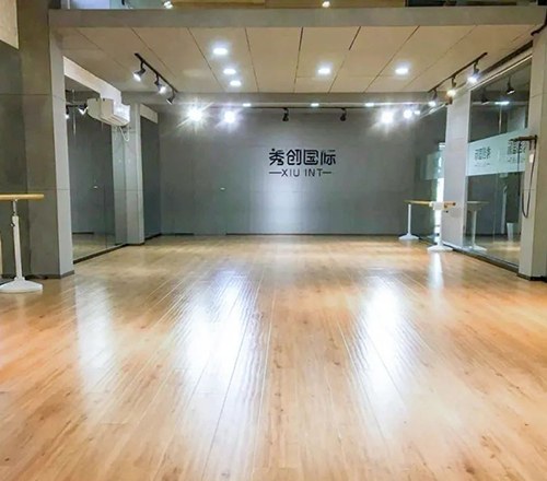 上海秀创国际少儿模特培训学院轮播5
