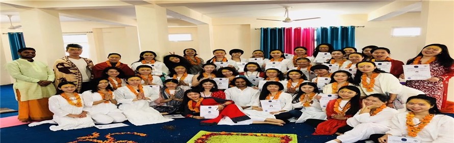 YogaLa瑜伽旅修轮播2