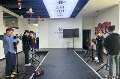 昆明优一职业技能培训学校轮播3
