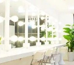 南京忻薇化妆工作室轮播2