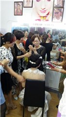 欣彤化妆培训学校轮播2