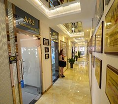 西安艾瑞斯化妆美甲培训学校轮播2