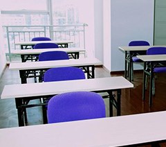 贵阳洲洋造艺化妆职业培训学校轮播2