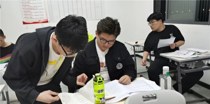 福州仕状元培训学校轮播2