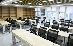 武汉金信润天培训学校轮播5