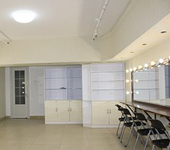北京弗莱茵化妆培训学校轮播2