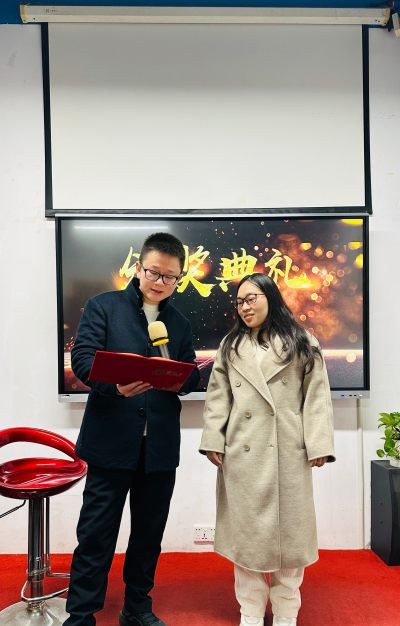 深圳飞扬人才电脑培训中心相册4