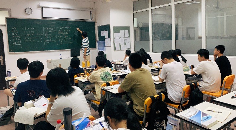 华师科教港澳台侨联考基地
