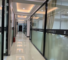 杭州蓝蝴蝶化妆学校轮播2